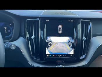 Photo 20 du bon plan VOLVO XC60 T6 Hybride Rechargeable 253 + 145ch Ultra Style Dark Geartronic 8 AWD occasion à 55690 €
