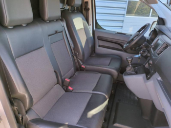 Photo 10 du bon plan PEUGEOT Expert Fg VUL M 1.5 BlueHDi 120ch S&S occasion à 17508 €