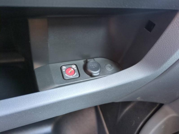 Photo 20 du bon plan PEUGEOT Expert Fg VUL M 1.5 BlueHDi 120ch S&S occasion à 17508 €