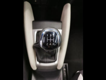 Photo 11 du bon plan NISSAN Micra 1.0 IG-T 92ch Made in France 2021.5 occasion à 15290 €