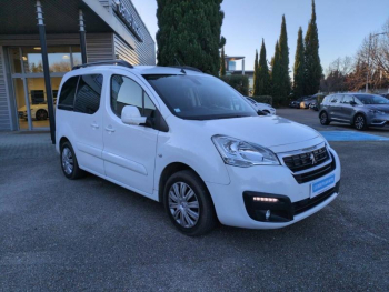 Photo 2 du bon plan PEUGEOT Partner Tepee 1.6 BlueHDi 100ch Style occasion à 13900 €