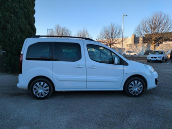 Photo 6 du bon plan PEUGEOT Partner Tepee 1.6 BlueHDi 100ch Style occasion à 13900 €