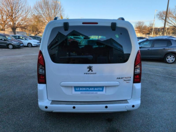 Photo 8 du bon plan PEUGEOT Partner Tepee 1.6 BlueHDi 100ch Style occasion à 13900 €