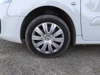 Photo 10 du bon plan PEUGEOT Partner Tepee 1.6 BlueHDi 100ch Style occasion à 13900 €