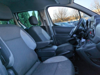 Photo 14 du bon plan PEUGEOT Partner Tepee 1.6 BlueHDi 100ch Style occasion à 13900 €