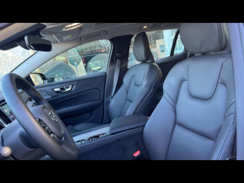 Photo 5 du bon plan VOLVO V60 B4 197ch Ultra Style Dark DCT 7 occasion à 44900 €