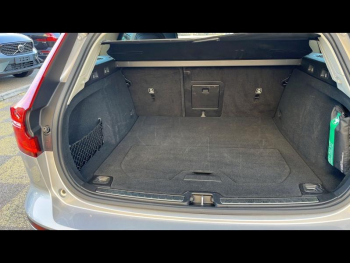 Photo 7 du bon plan VOLVO V60 B4 197ch Ultra Style Dark DCT 7 occasion à 44900 €