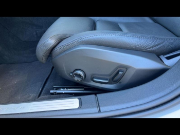 Photo 11 du bon plan VOLVO V60 B4 197ch Ultra Style Dark DCT 7 occasion à 44900 €