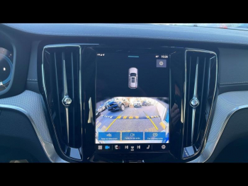 Photo 16 du bon plan VOLVO V60 B4 197ch Ultra Style Dark DCT 7 occasion à 44900 €