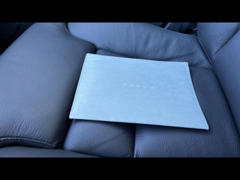 Photo 18 du bon plan VOLVO V60 B4 197ch Ultra Style Dark DCT 7 occasion à 44900 €