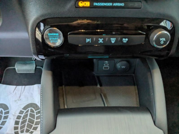 Photo 14 du bon plan FORD Kuga 2.5 Duratec 180ch Hybrid FlexiFuel Active Powershift occasion à 33900 €