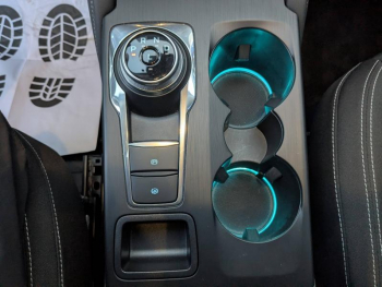 Photo 15 du bon plan FORD Kuga 2.5 Duratec 180ch Hybrid FlexiFuel Active Powershift occasion à 33900 €