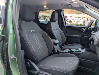 Photo 17 du bon plan FORD Kuga 2.5 Duratec 180ch Hybrid FlexiFuel Active Powershift occasion à 33900 €