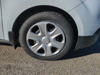 Photo 4 du bon plan FORD Transit Courier VUL 1.0E 100ch Stop&Start Trend occasion à 16290 €