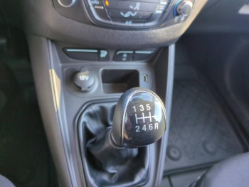 Photo 18 du bon plan FORD Transit Courier VUL 1.0E 100ch Stop&Start Trend occasion à 16290 €