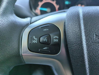 Photo 19 du bon plan FORD Transit Courier VUL 1.0E 100ch Stop&Start Trend occasion à 16290 €