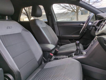 Photo 13 du bon plan VOLKSWAGEN T-Roc 1.5 TSI EVO 150ch R-Line S&S occasion à 18900 €