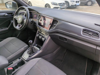 Photo 14 du bon plan VOLKSWAGEN T-Roc 1.5 TSI EVO 150ch R-Line S&S occasion à 18900 €