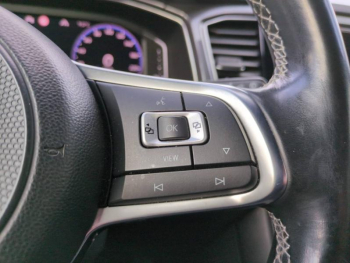 Photo 28 du bon plan VOLKSWAGEN T-Roc 1.5 TSI EVO 150ch R-Line S&S occasion à 18900 €