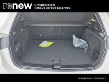 Photo 16 du bon plan MERCEDES-BENZ Classe GLA 200 163ch Progressive Line 7G-DCT occasion à 34989 €