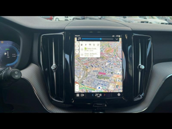 Photo 15 du bon plan VOLVO XC60 T6 Hybride Rechargeable 253 + 145ch Plus Style Dark Geartronic 8 AWD occasion à 51990 €