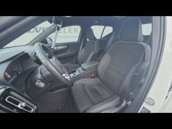 Photo 5 du bon plan VOLVO XC40 B3 163ch Ultimate DCT 7 occasion à 35990 €