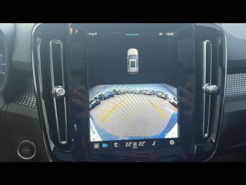 Photo 12 du bon plan VOLVO XC40 B3 163ch Ultimate DCT 7 occasion à 35990 €