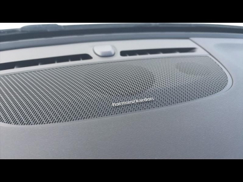 Photo 14 du bon plan VOLVO XC40 B3 163ch Ultimate DCT 7 occasion à 35990 €