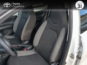 Photo 24 du bon plan TOYOTA Aygo X 1.0 VVT-i 72ch Dynamic occasion à 13490 €