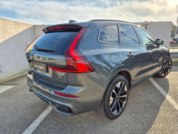 Photo 15 du bon plan VOLVO XC60 T6 Hybride Rechargeable 350ch Ultra Style Dark Geartronic 8 AWD occasion à 68900 €