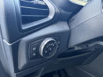 Photo 12 du bon plan FORD EcoSport 1.0 EcoBoost 125ch Titanium occasion à 13490 €