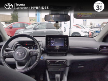 Photo 8 du bon plan TOYOTA Yaris 116h Design 5p occasion à 16590 €