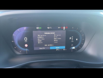 Photo 14 du bon plan VOLVO XC40 B3 163ch Plus DCT 7 occasion à 32990 €