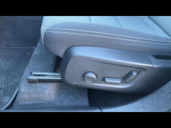 Photo 16 du bon plan VOLVO XC40 B3 163ch Plus DCT 7 occasion à 32990 €