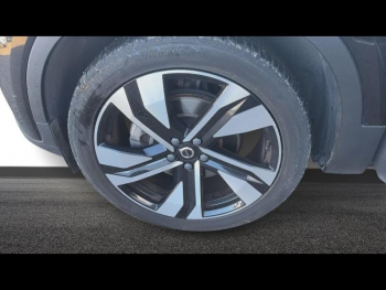 Photo 17 du bon plan VOLVO XC40 B3 163ch Plus DCT 7 occasion à 32990 €
