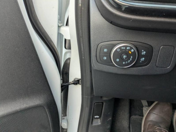 Photo 22 du bon plan FORD Puma 1.0 Flexifuel 125ch S&S mHEV Titanium occasion à 16890 €