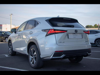 Photo 5 du bon plan LEXUS NX 300h 4WD Executive Euro6d-T occasion à 31990 €