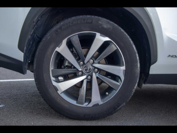 Photo 8 du bon plan LEXUS NX 300h 4WD Executive Euro6d-T occasion à 31990 €