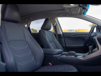 Photo 14 du bon plan LEXUS NX 300h 4WD Executive Euro6d-T occasion à 31990 €