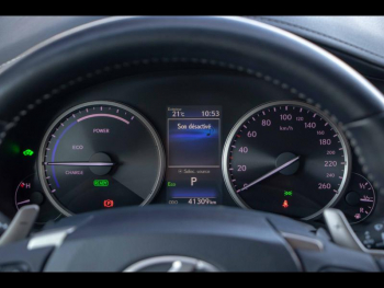 Photo 19 du bon plan LEXUS NX 300h 4WD Executive Euro6d-T occasion à 31990 €
