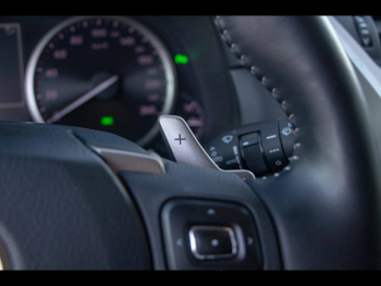 Photo 27 du bon plan LEXUS NX 300h 4WD Executive Euro6d-T occasion à 31990 €