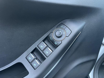 Photo 9 du bon plan FORD Puma 1.0 Flexifuel 125ch S&S mHEV Titanium Design 3 occasion à 17990 €