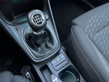 Photo 15 du bon plan FORD Puma 1.0 Flexifuel 125ch S&S mHEV Titanium Design 3 occasion à 17990 €