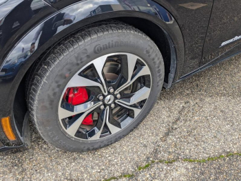 Photo 5 du bon plan FORD Mustang Mach-E 351ch Extended Range 99kWh AWD 9cv occasion à 39900 €