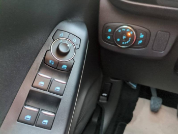 Photo 12 du bon plan FORD Puma 1.0 Flexifuel 125ch S&S mHEV Titanium occasion à 13750 €