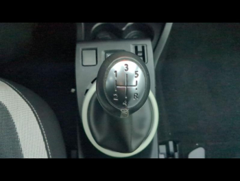 Photo 11 du bon plan RENAULT Twingo 1.0 SCe 70ch Intens Euro6 occasion à 7990 €