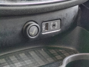 Photo 22 du bon plan MINI Clubman Cooper 136ch occasion à 10990 €