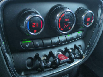 Photo 23 du bon plan MINI Clubman Cooper 136ch occasion à 10990 €