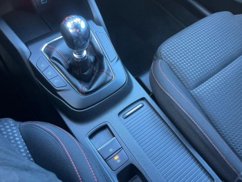 Photo 19 du bon plan FORD Focus 1.0 Flexifuel mHEV 125ch ST-Line Style occasion à 21900 €