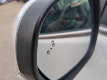 Photo 15 du bon plan FORD Puma 1.0 EcoBoost 125ch S&S mHEV ST-Line Vignale Powershift occasion à 18990 €